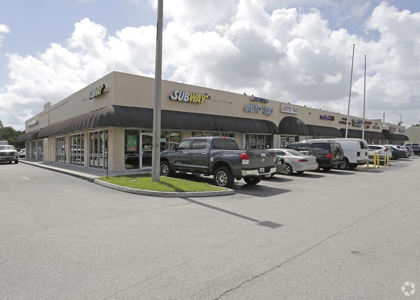 1802 NE 185th St, Miami, FL for lease - Building Photo - Image 3 of 5