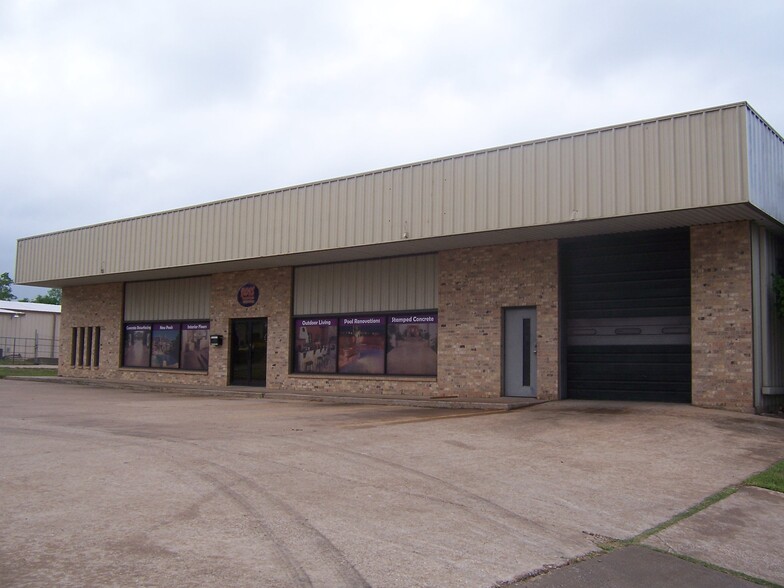 321 E Northwest Hwy, Grapevine, TX for lease - Building Photo - Image 3 of 11