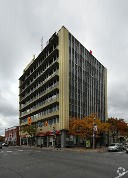 202 Pitts St, Cornwall, ON for lease - Building Photo - Image 2 of 2