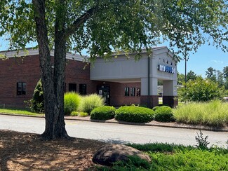 More details for 714 Highway St, Madison, NC - Office for Sale