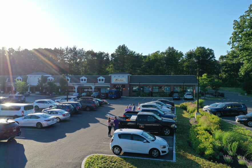 345-355 Littleton Rd, Westford, MA for lease - Building Photo - Image 2 of 8