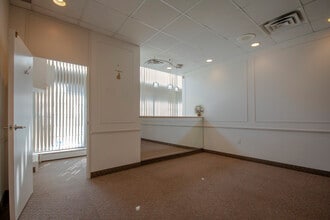 200 James St S, Hamilton, ON for lease Building Photo- Image 2 of 26