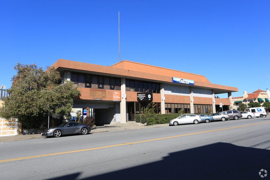 1900 Noriega St, San Francisco, CA for lease - Building Photo - Image 2 of 2