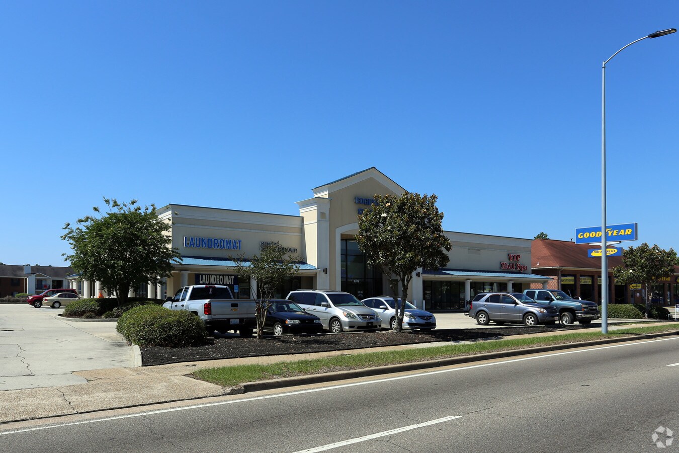 2575 Pass Rd, Biloxi, MS 39531