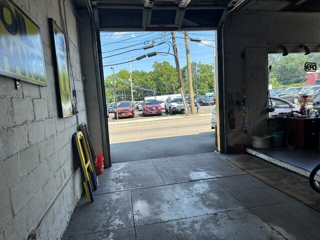 116-124 Goffle Rd, Hawthorne, NJ for lease - Building Photo - Image 3 of 10