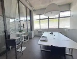 8 Rue Berjon, Lyon for sale - Interior Photo - Image 2 of 7