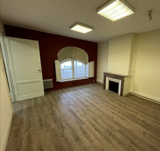 Office in Bordeaux for lease Interior Photo- Image 2 of 3