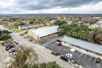 128 S Moss St, Seguin, TX - AERIAL map view