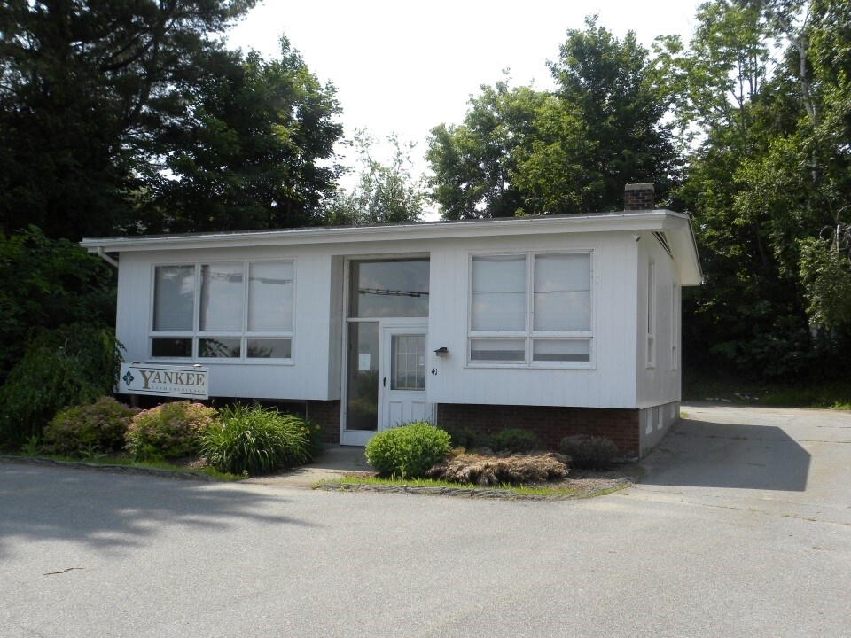 41 Highland Ave, Newport, VT for sale Primary Photo- Image 1 of 1