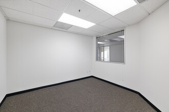 1650 S Amphlett Blvd, San Mateo, CA for lease Interior Photo- Image 2 of 21