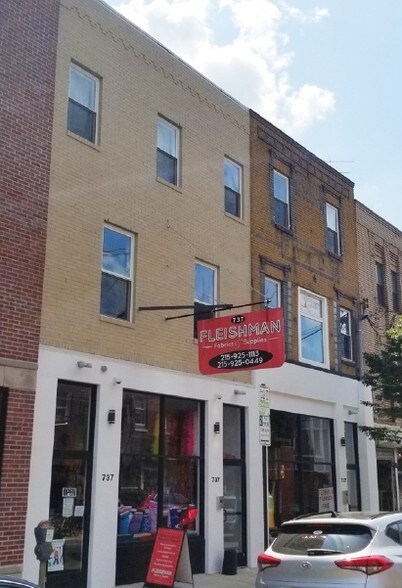 737 S 4th St, Philadelphia, PA for sale - Building Photo - Image 1 of 1