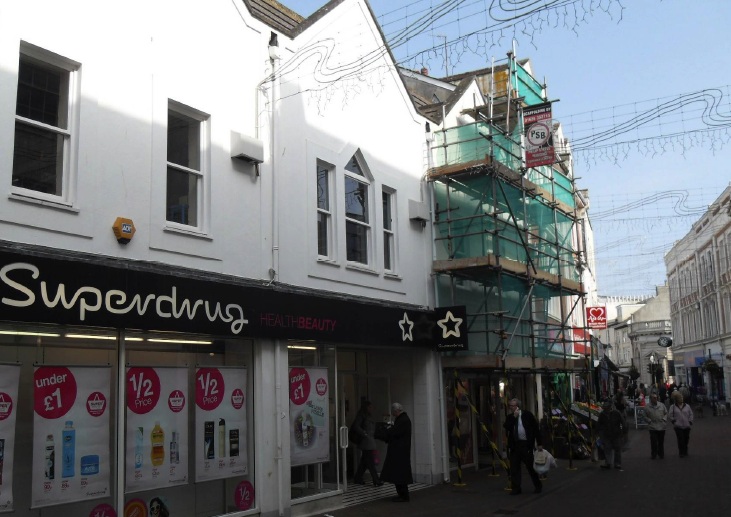 19-23 Bank St, Teignmouth for sale Primary Photo- Image 1 of 3