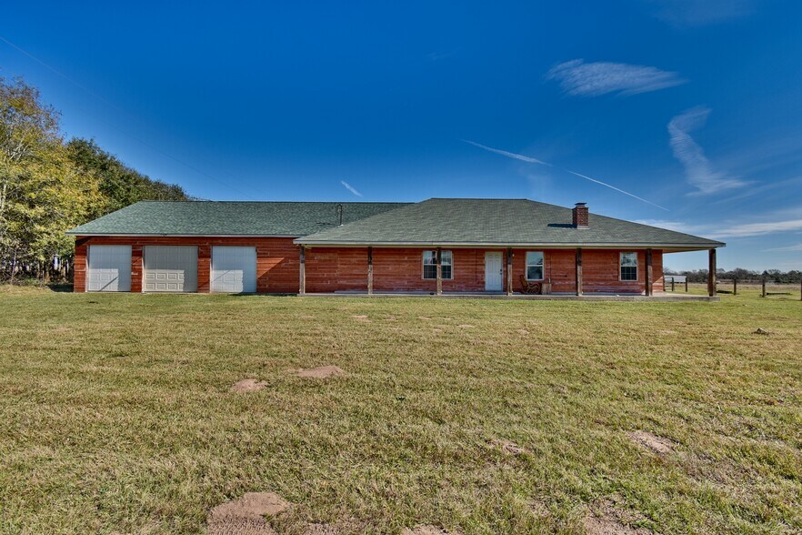 16204 Mathis Rd, Waller, TX for sale - Building Photo - Image 1 of 1