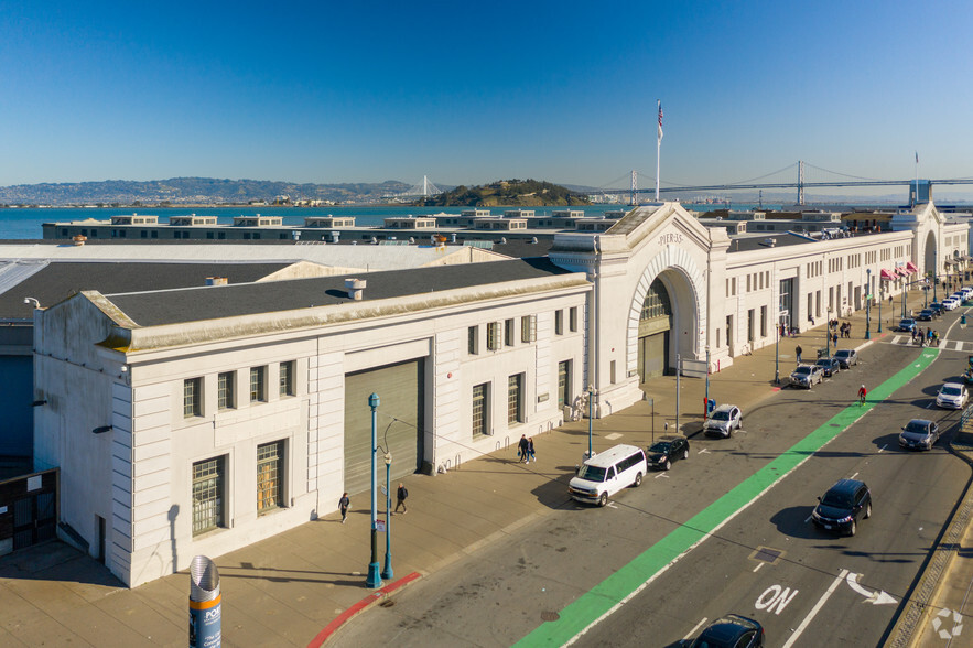 The Embarcadero, San Francisco, CA for lease - Primary Photo - Image 1 of 1