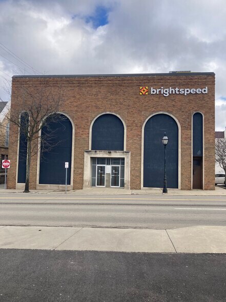 25 W 2nd St, Mansfield, OH for sale - Primary Photo - Image 1 of 1