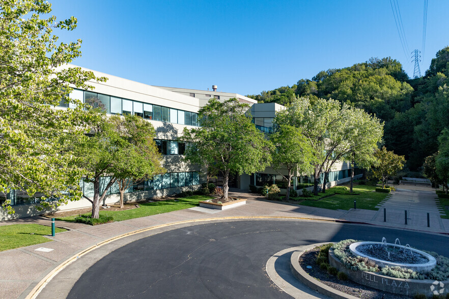 500 Redwood Blvd, Novato, CA for lease - Building Photo - Image 1 of 11