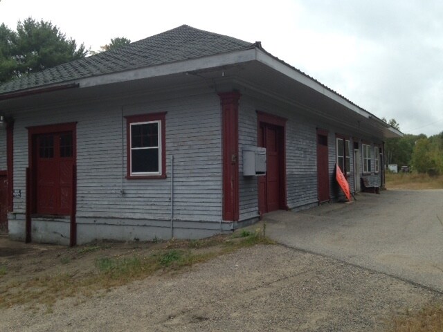 18 Lower Main St, North Berwick, ME for sale Primary Photo- Image 1 of 1
