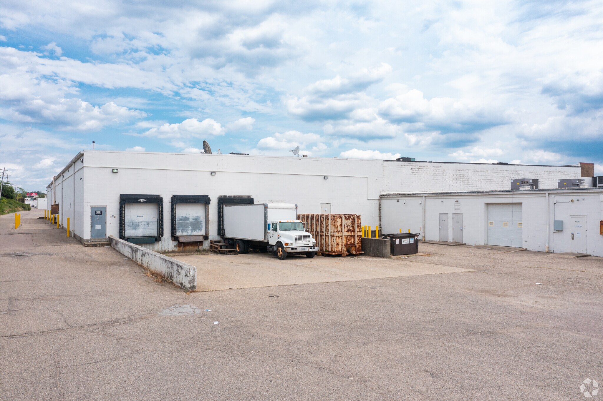 5100 Glencrossing Way, Cincinnati, OH 45238 Glenway Crossing