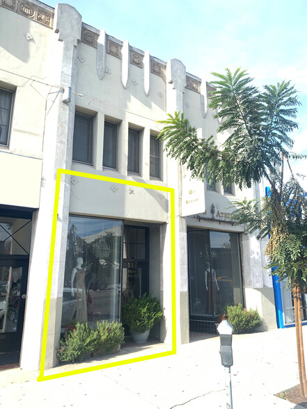 111-119 N La Brea Ave, Los Angeles, CA for lease - Building Photo - Image 2 of 2