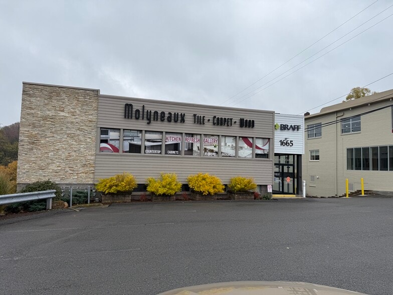 1665 Washington Rd, Pittsburgh, PA for lease - Building Photo - Image 3 of 3