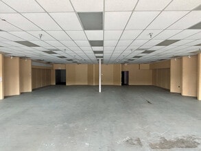 508 NW 10 Th St, Conover, NC for lease Interior Photo- Image 1 of 3