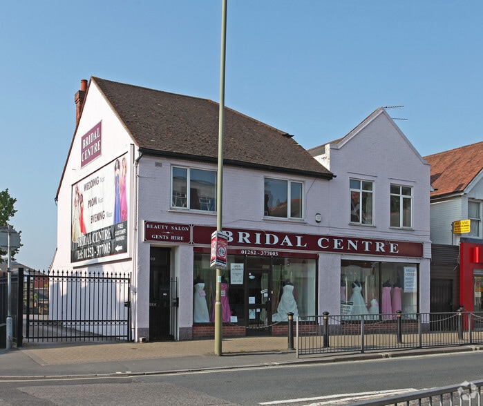 62-64A Victoria Rd, Farnborough for lease - Primary Photo - Image 1 of 1