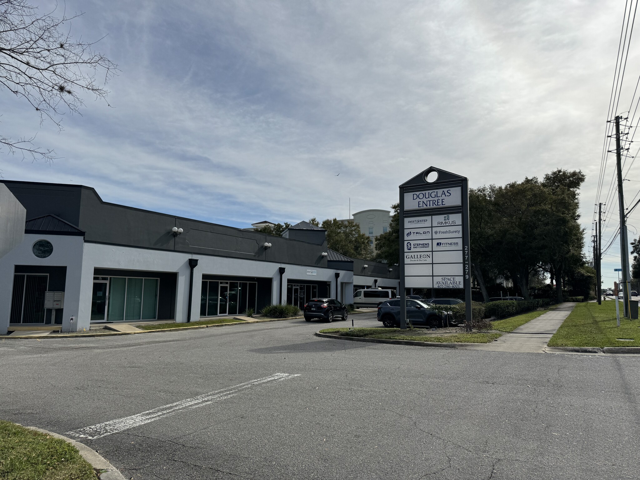 277 Douglas Ave, Altamonte Springs, FL for lease Building Photo- Image 1 of 7