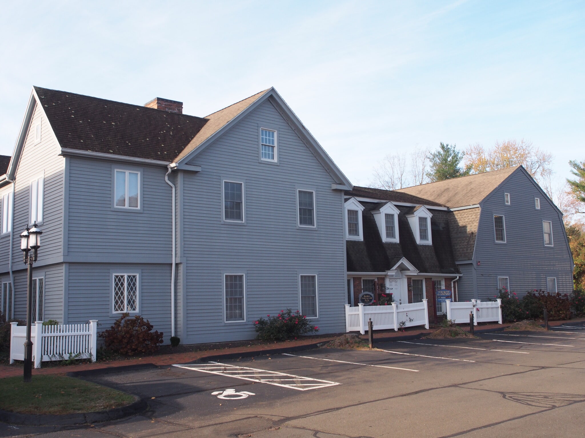 250 State St, North Haven, CT for lease Building Photo- Image 1 of 3