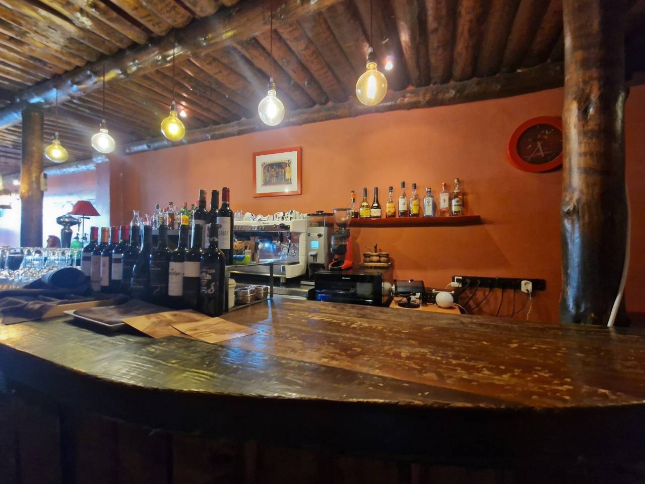 Retail in Barcelona, Barcelona for lease Interior Photo- Image 1 of 7