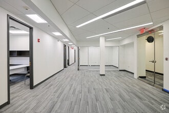 50 Burlington Mall Rd, Burlington, MA for lease Interior Photo- Image 2 of 6