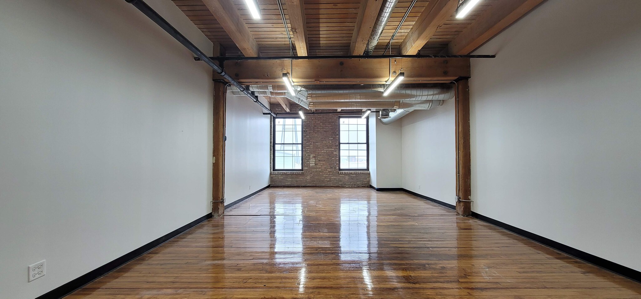 2003 W Fulton St, Chicago, IL for lease Interior Photo- Image 1 of 2