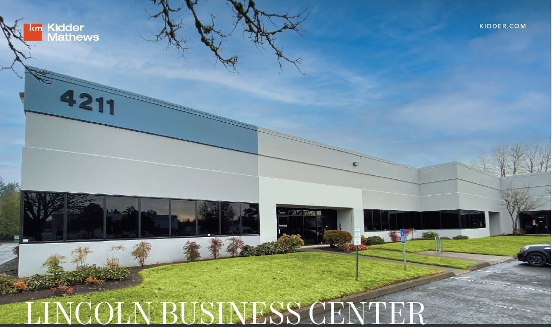 4211 SE International Way, Milwaukie, OR for lease Building Photo- Image 1 of 3