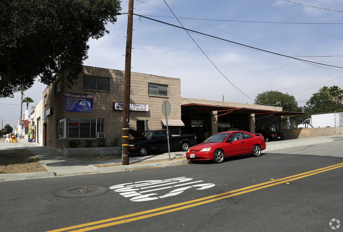 2692 Main St, Riverside, CA 92501 Property Record