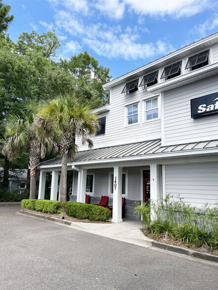 1407 Stuart Engals Blvd, Mount Pleasant, SC for lease - Building Photo - Image 3 of 13