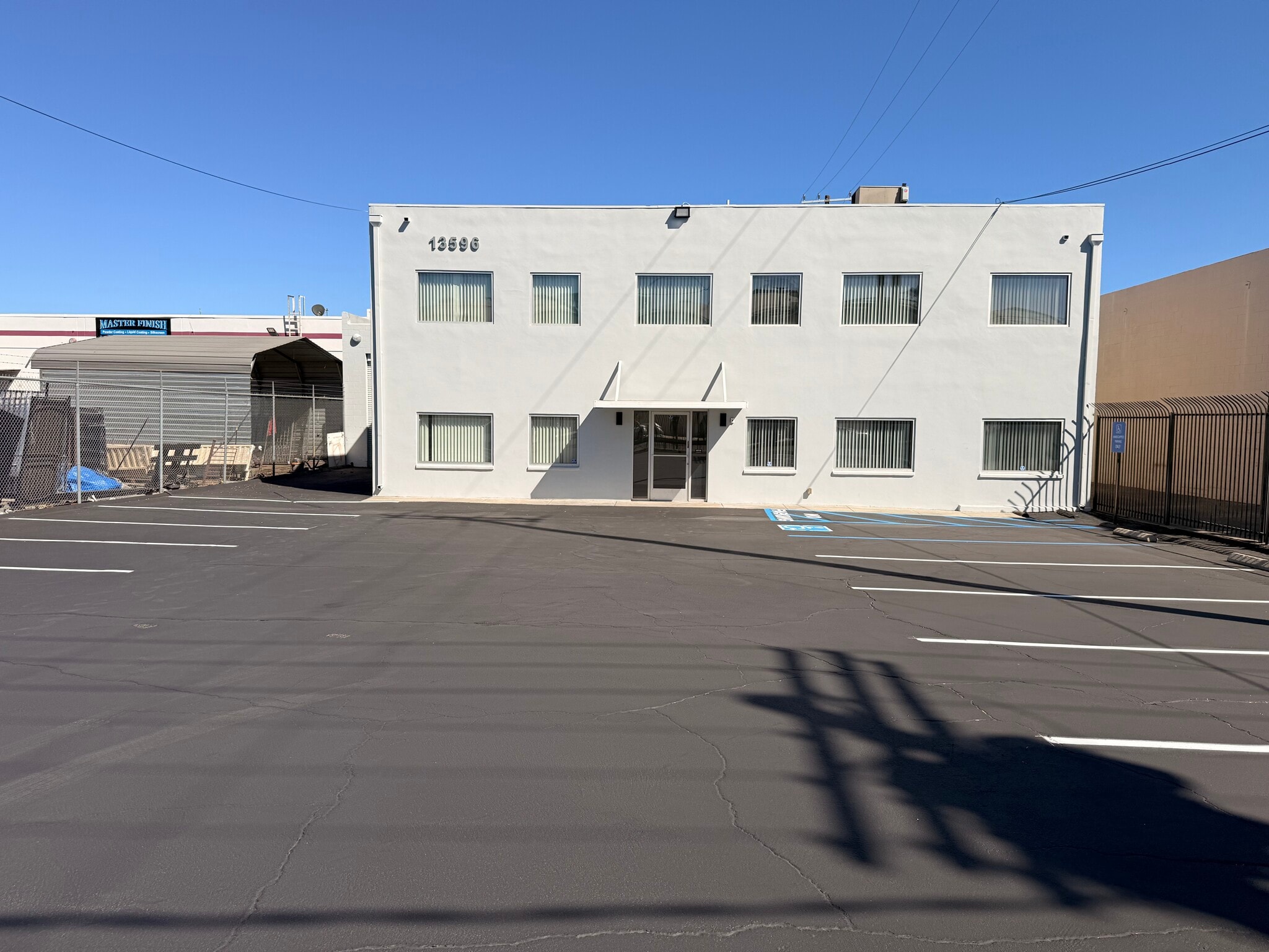 13596 Vaughn St, San Fernando, CA for lease Building Photo- Image 1 of 18