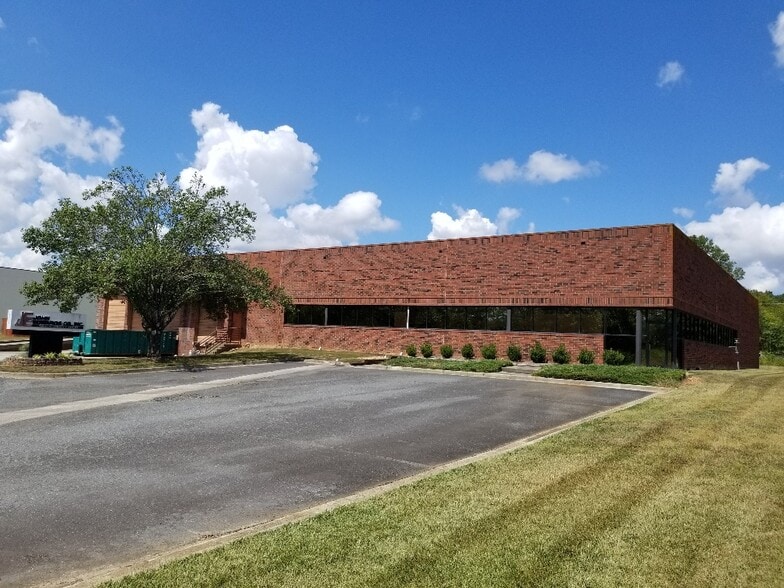 5030 Smith Farm Rd, Stallings, NC 28104