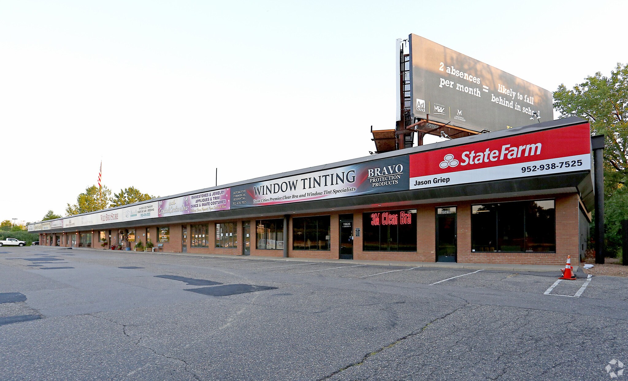 15616-15748 Wayzata Blvd, Wayzata, MN for sale Primary Photo- Image 1 of 1