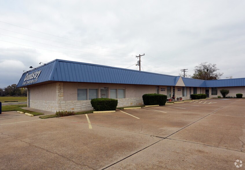 606 S Seven Points Blvd, Seven Points, TX for sale - Primary Photo - Image 1 of 1