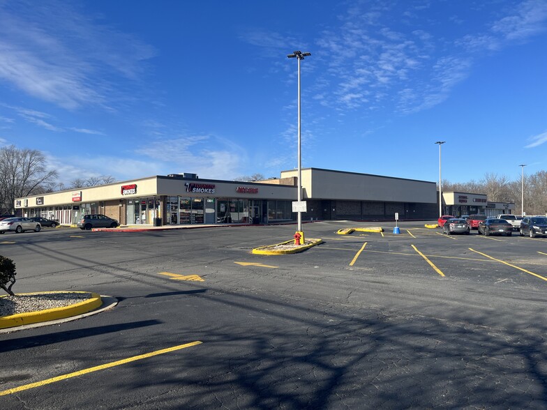 22240-22244 Governors Hwy, Richton Park, IL for lease - Building Photo - Image 1 of 9