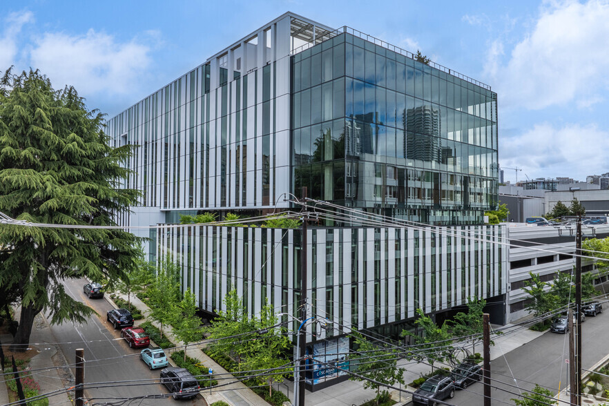 330 Yale Ave N, Seattle, WA for lease - Building Photo - Image 1 of 8