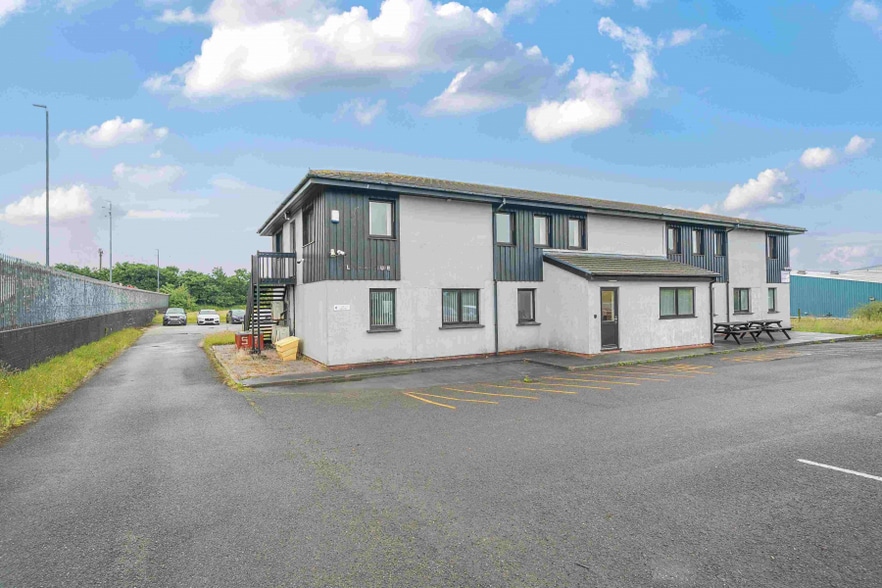 28 Victoria Business Park, Roche for sale - Building Photo - Image 2 of 9