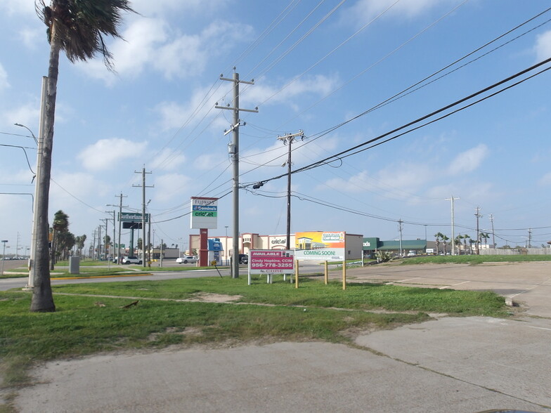 1504 Hwy 100, Port Isabel, TX for sale - Building Photo - Image 2 of 17