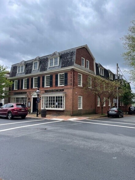 222 Delaware St, New Castle, DE for lease - Building Photo - Image 2 of 10