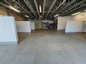 1005 NE 125th St, North Miami, FL for lease Interior Photo- Image 2 of 2