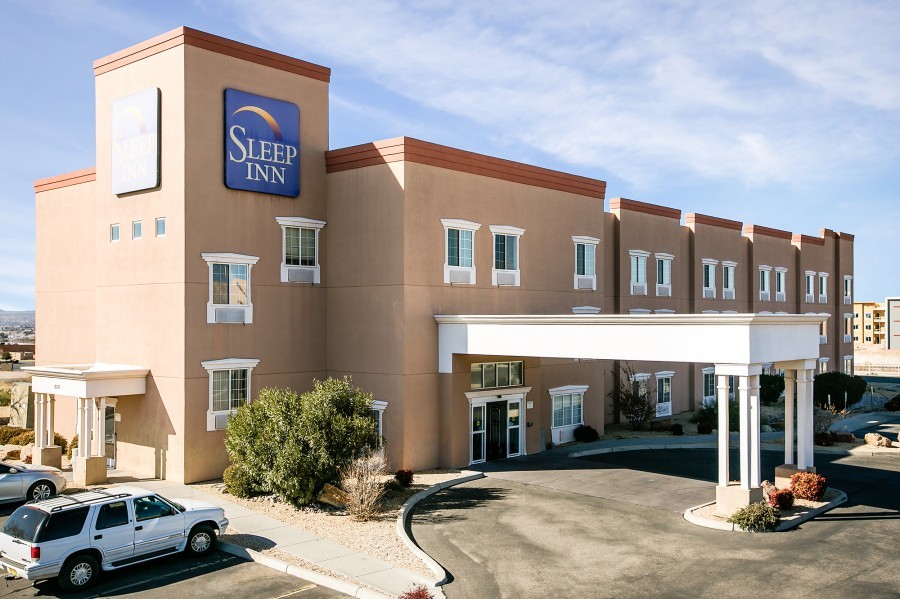 2121 S Triviz Dr, Las Cruces, NM for sale Primary Photo- Image 1 of 10