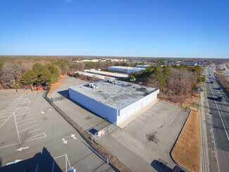 More details for 611 Sunrise Hwy W, Patchogue, NY - Industrial for Lease