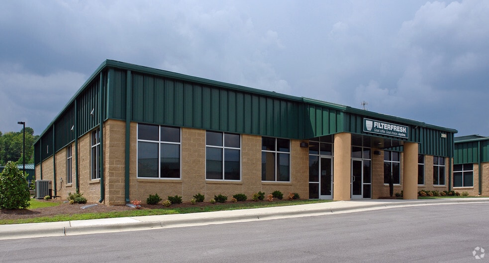 2801 Rowland Rd, Raleigh, NC for lease - Primary Photo - Image 1 of 6