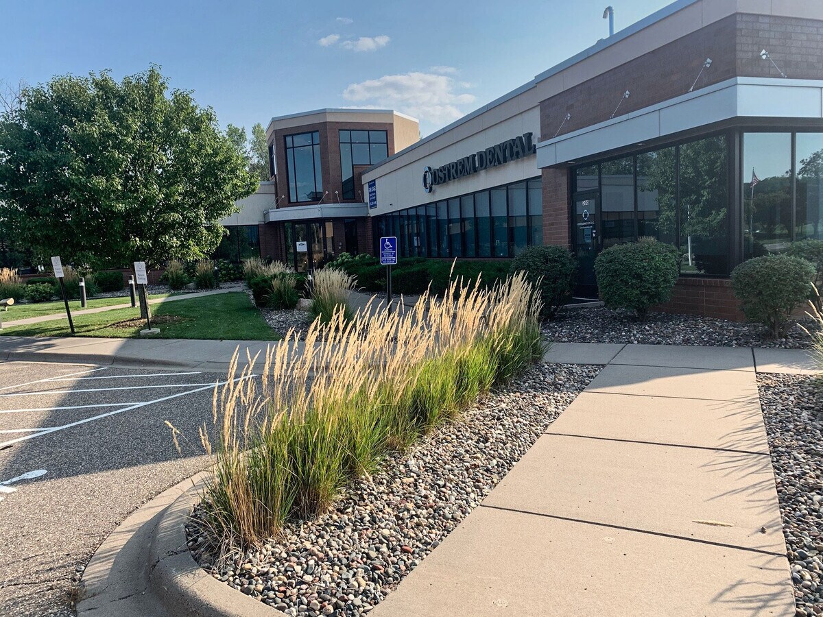 9655 Schmidt Lake Rd, Plymouth, MN 55442 Class A OwnerUser Office