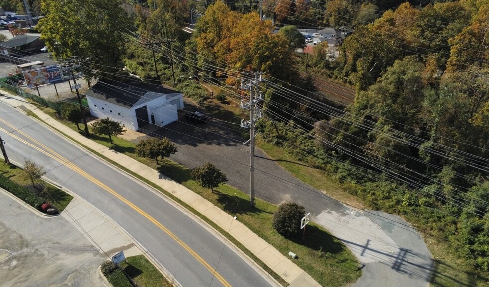 6038 Belle Grove Rd, Brooklyn, MD 21225