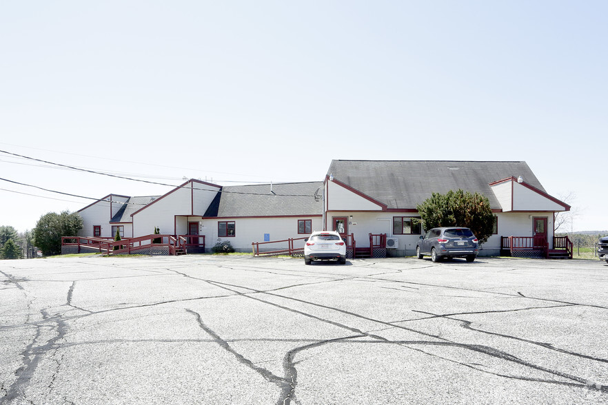 67 Shaker Rd, Gray, ME for sale - Primary Photo - Image 1 of 1